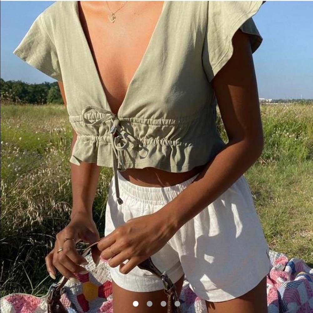 Princess polly Jamison Reid crop top in khaki